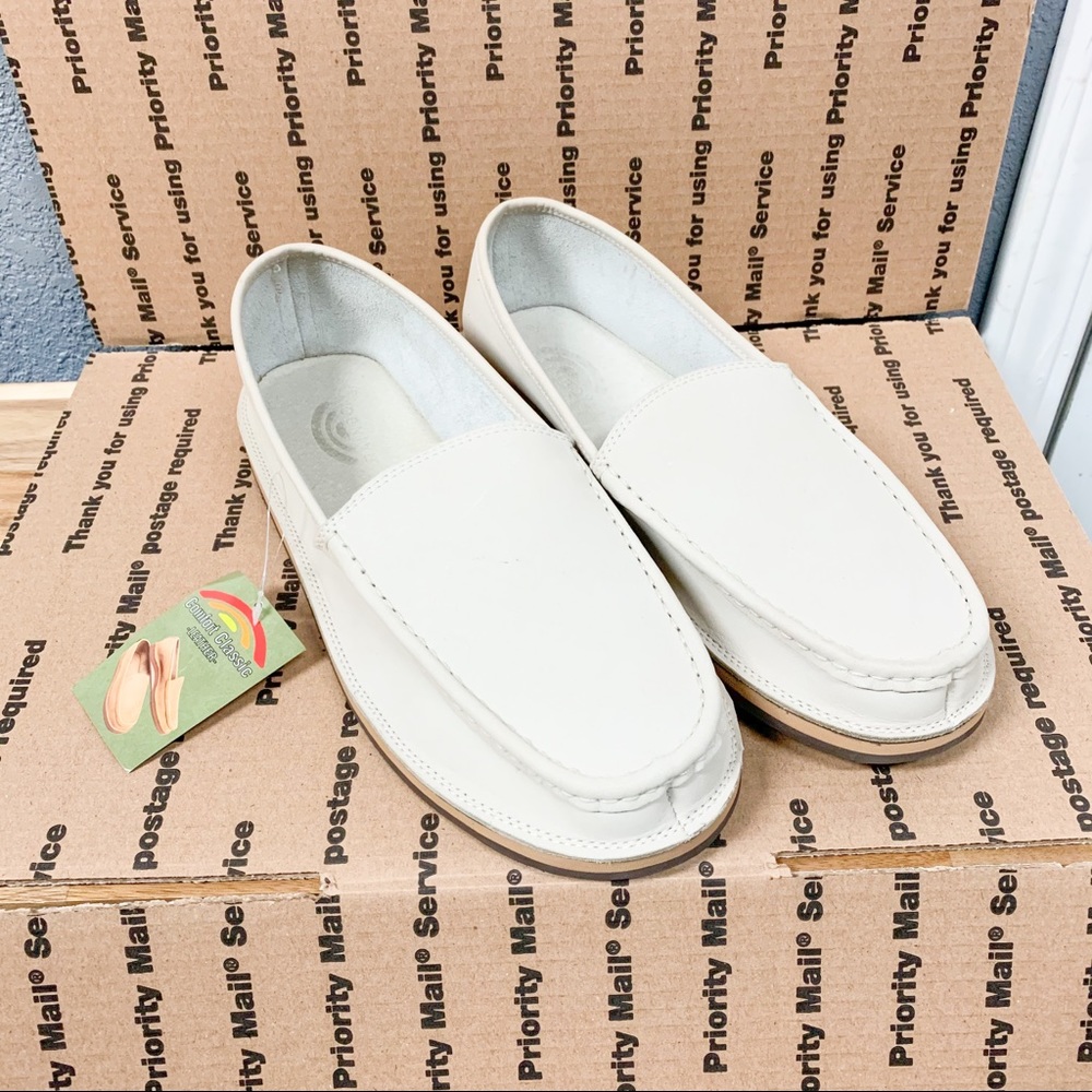 New Rare / Discontinued Color, Rainbow Comfort Classics, Sand, Size 12